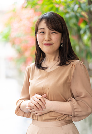 山肩 洋子　准教授